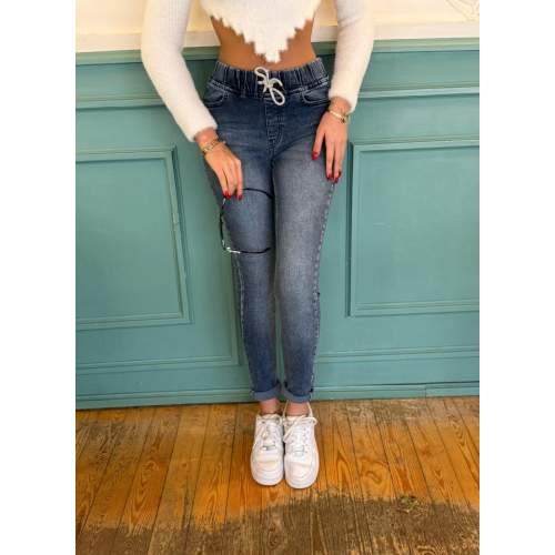 Kadın Belden Bağlamalı Cepli Yüksek Bel Kot Pantolon Kadın Belden Bağlamalı Cepli Yüksek Bel Kot Pantolon