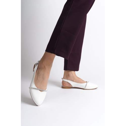 Lisinya948 Tokalı Ortopedik Rahat Taban Taş Detaylı Kadın Babet Ayakkabı KT Beyaz Lisinya948 Tokalı Ortopedik Rahat Taban Taş Detaylı Kadın Babet Ayakkabı KT Beyaz