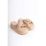 Lisinya948 Düz Topuklu Kurdele Desenli Taşlı Kalın ve Ortopedik Taban Kadın Terlik TT Ten Lisinya948 Düz Topuklu Kurdele Desenli Taşlı Kalın ve Ortopedik Taban Kadın Terlik TT Ten