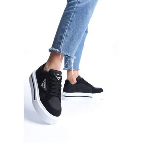 Lisinya948 Bağcıklı Ortopedik Taban Desenli Kadın Sneaker Ayakkabı BT Siyah Lisinya948 Bağcıklı Ortopedik Taban Desenli Kadın Sneaker Ayakkabı BT Siyah