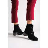 Lisinya948 Bağcıklı Fermuarlı Ortopedik Taban Suya ve Soğuğa Dayanıklı Topuklu Süet Kadın Bot ST Siyah Lisinya948 Bağcıklı Fermuarlı Ortopedik Taban Suya ve Soğuğa Dayanıklı Topuklu Süet Kadın Bot ST Siyah