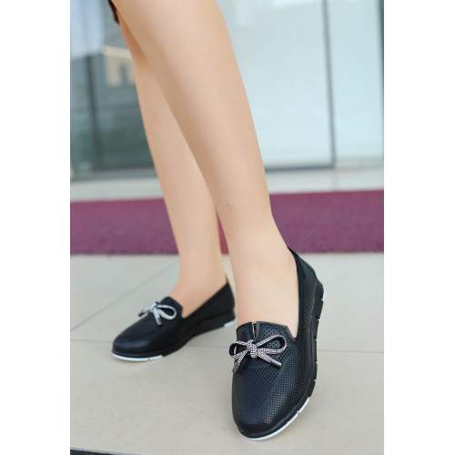 Siyah Cilt Babet Ayakkabı Siyah Cilt Babet Ayakkabı