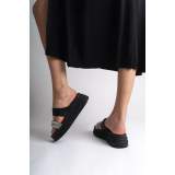 Lisinya948 Düz Topuklu Taşlı Şeritli Kalın ve Ortopedik Taban Kadın Terlik ST Siyah Lisinya948 Düz Topuklu Taşlı Şeritli Kalın ve Ortopedik Taban Kadın Terlik ST Siyah