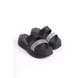 Lisinya948 Düz Topuklu Taşlı Şeritli Kalın ve Ortopedik Taban Kadın Terlik ST Siyah Lisinya948 Düz Topuklu Taşlı Şeritli Kalın ve Ortopedik Taban Kadın Terlik ST Siyah