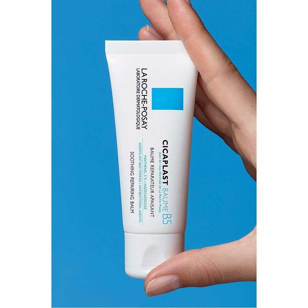 La Roche-Posay Cicaplast Baume B5 Yatıştırıcı ve Onarıcı Bakım Kremi 40 ml La Roche-Posay Cicaplast Baume B5 Yatıştırıcı ve Onarıcı Bakım Kremi 40 ml